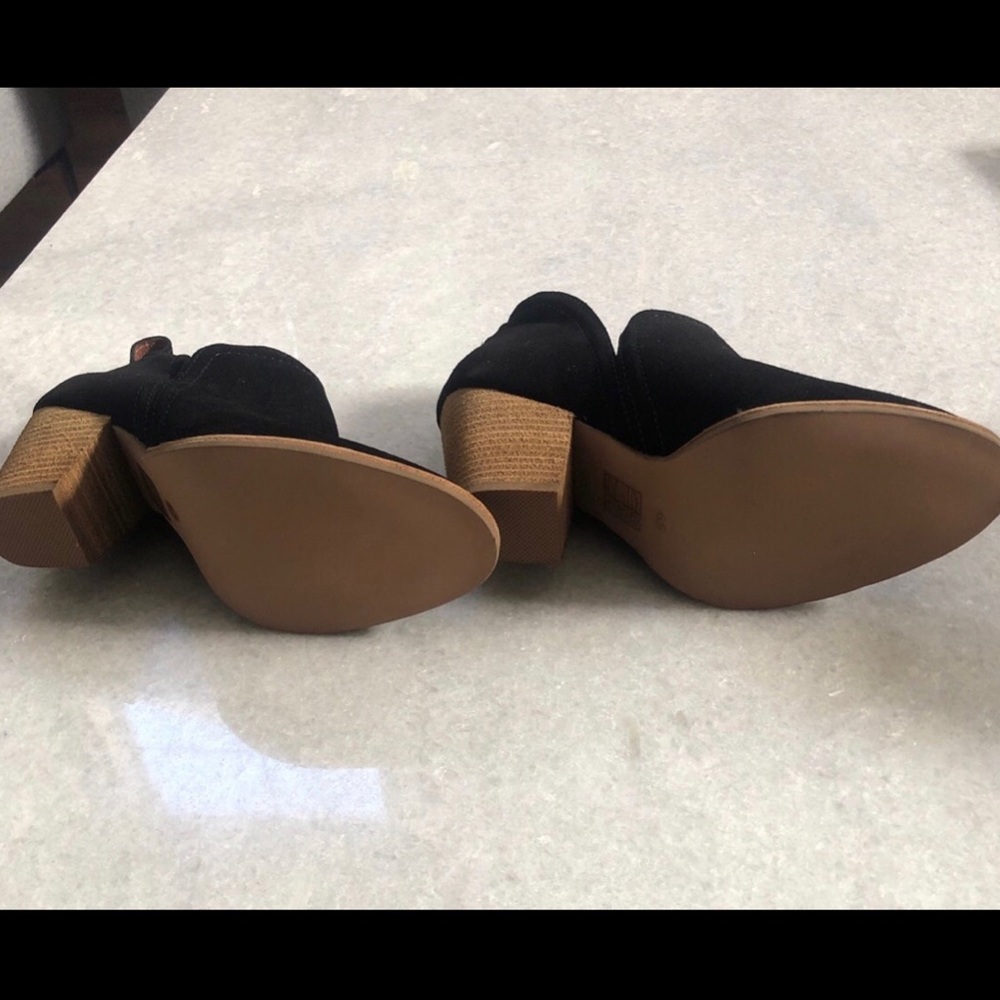 Jeffrey Campbell suede bootie. Size 6.6 NWB